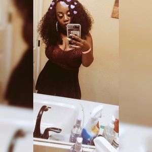 Meet your Posher, Alexus